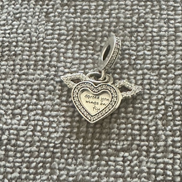 Pandora Heart & Angel Wings Dangle Charm - Picture 3 of 5